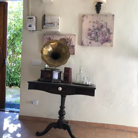Suggestivo Casale In Collina Cassano