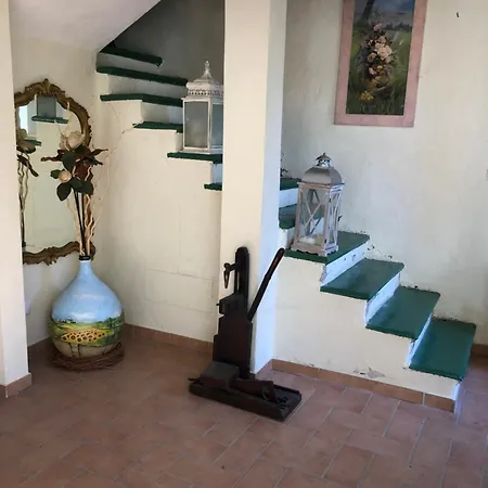 Suggestivo Casale In Collina Chalé
