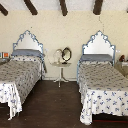 Suggestivo Casale In Collina Cassano