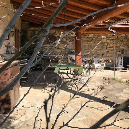 Chalé Suggestivo Casale In Collina Cassano